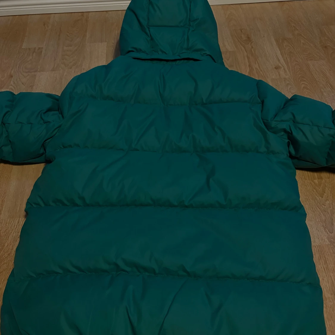 Grön dunjacka från Tommy Hilfiger - 1