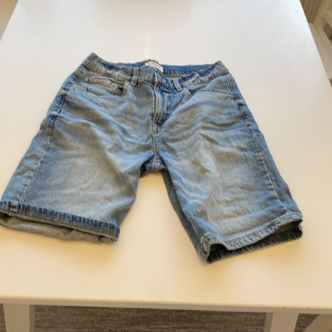Blå jeansshorts från Lindex, strl 164