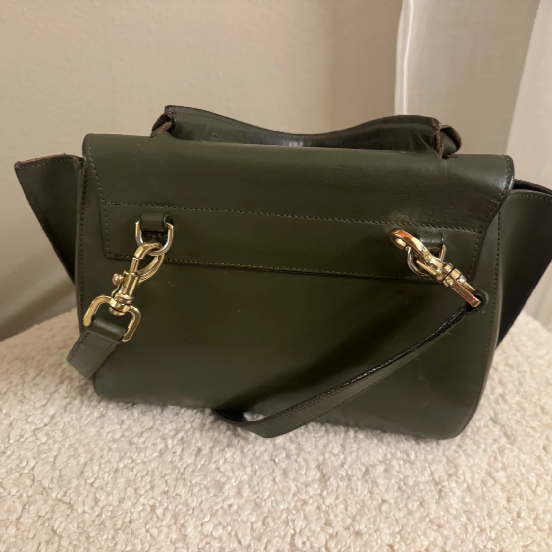 Mörkgrön handväska i skinn från ATP atelier  - 2