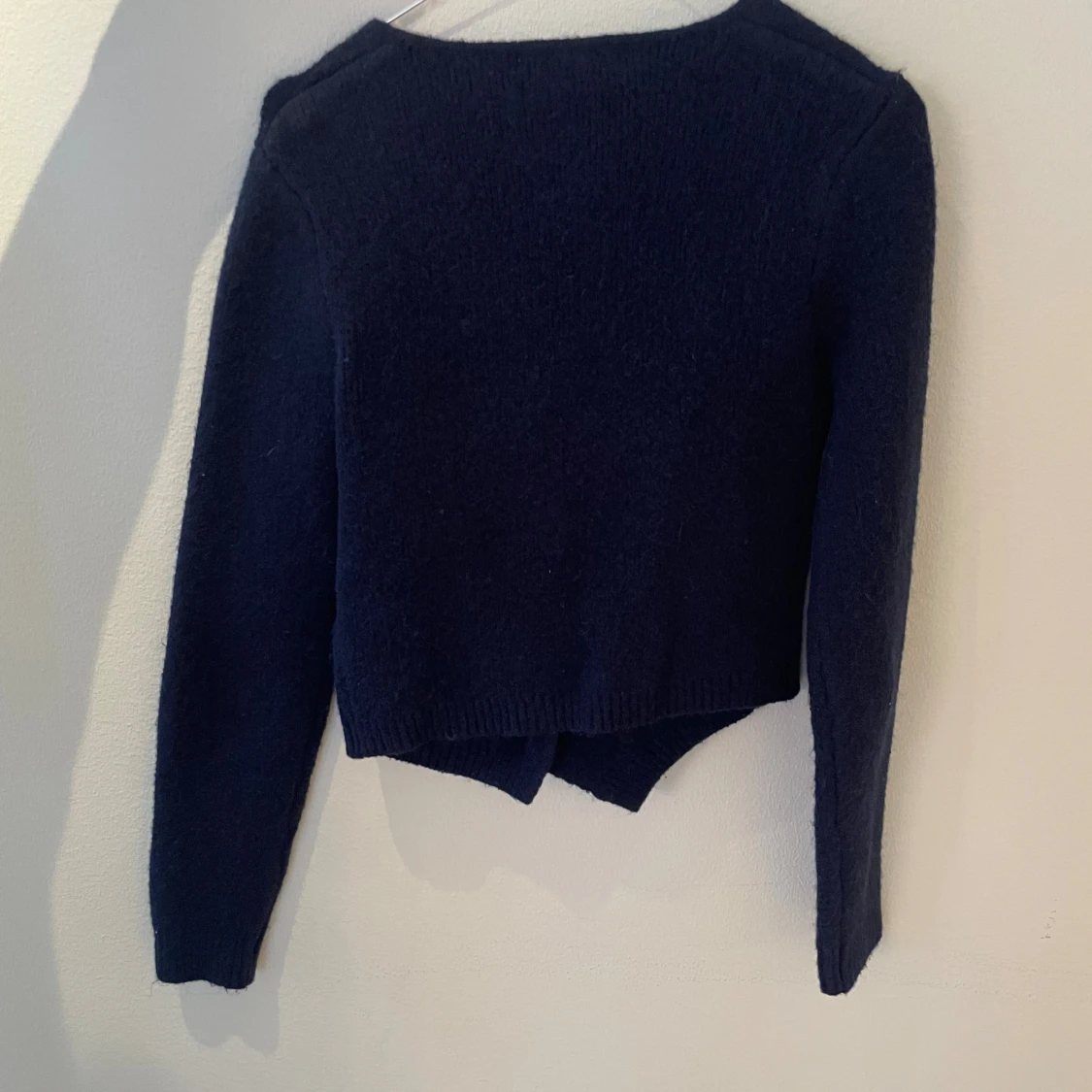 Mörkblå kofta med volang från Zara - 1