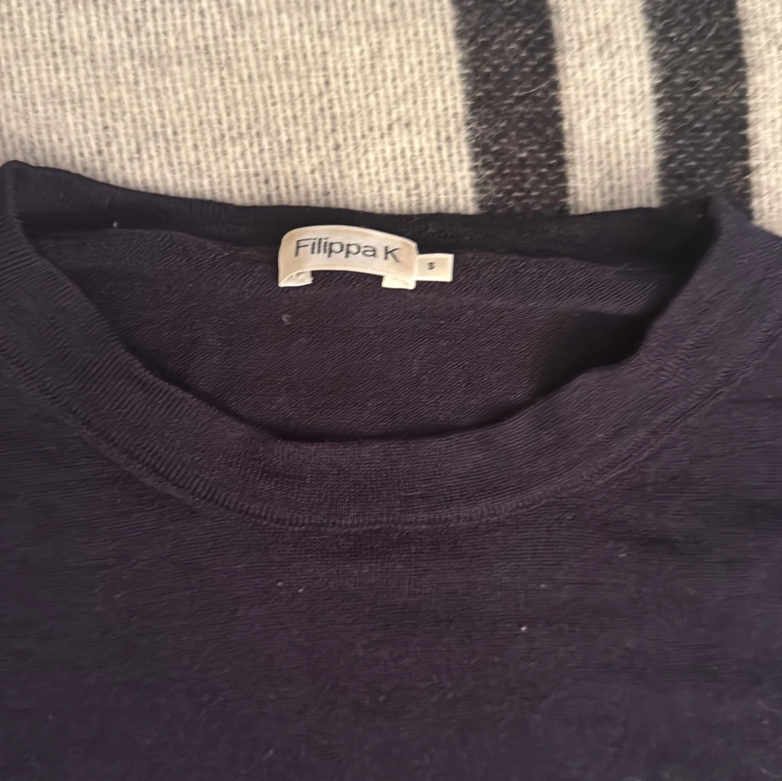 Mörkblå långärmad tröja Filippa K - 1