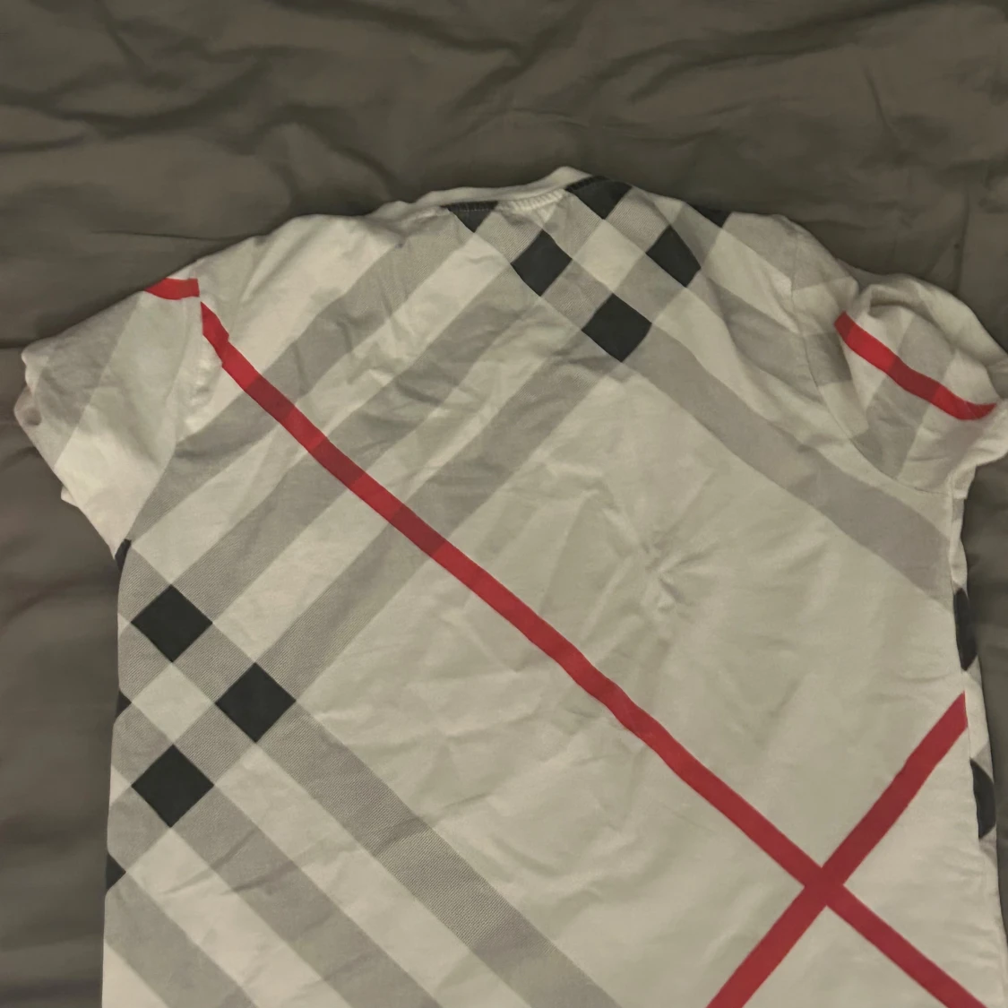 Vit rutig Burberry t-shirt - 1