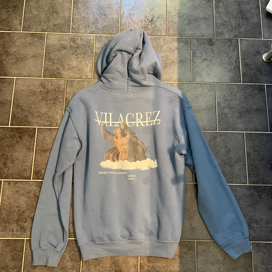 Blå hoodie från vilacrez