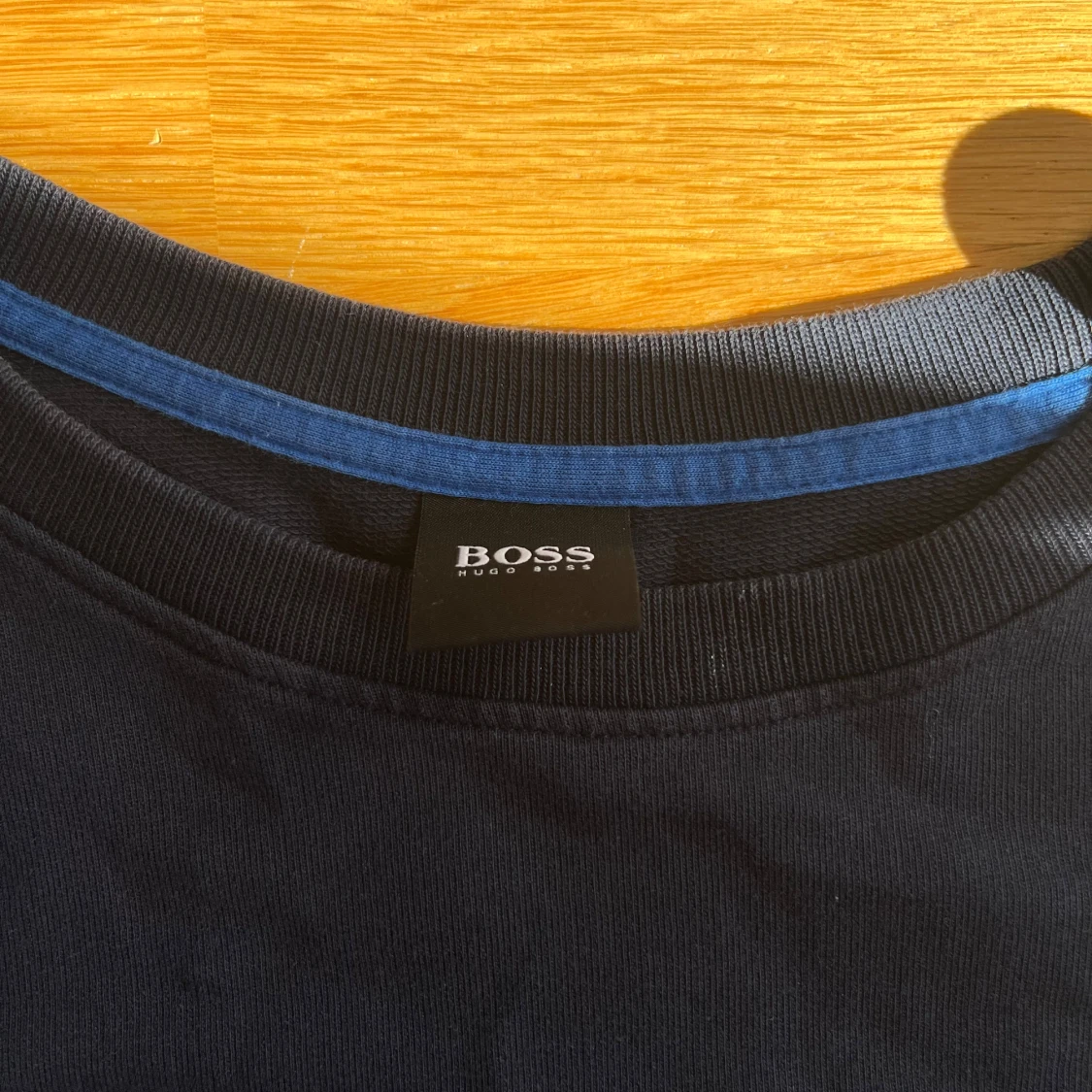 Hugo Boss tjocktröja - 1