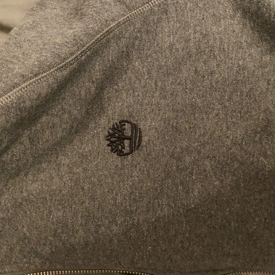 Grå tröja med dragkedja från Timberland - 3