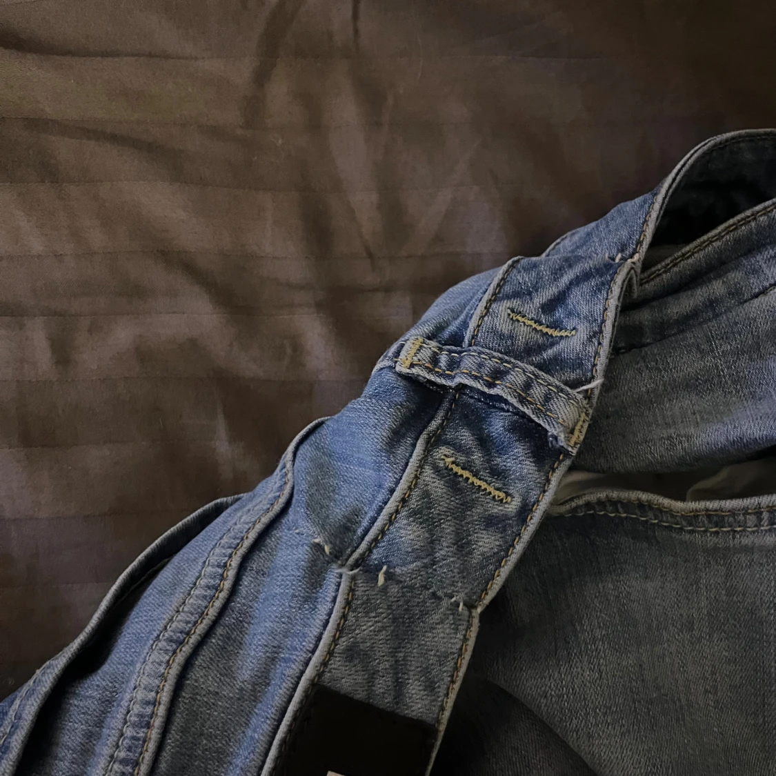 Blå slitna jeans från LTB Roxy - 4