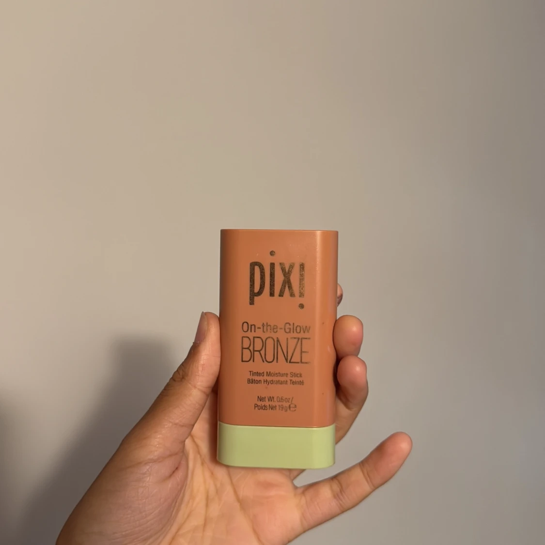 Pixi On-the-Glow Bronze stick