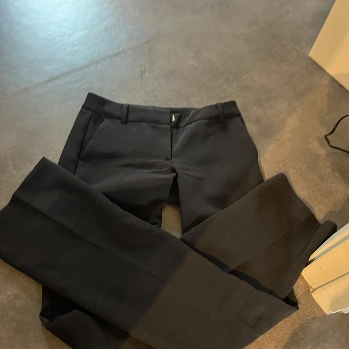 Lågmidjade kostymbyxor i tall - 3