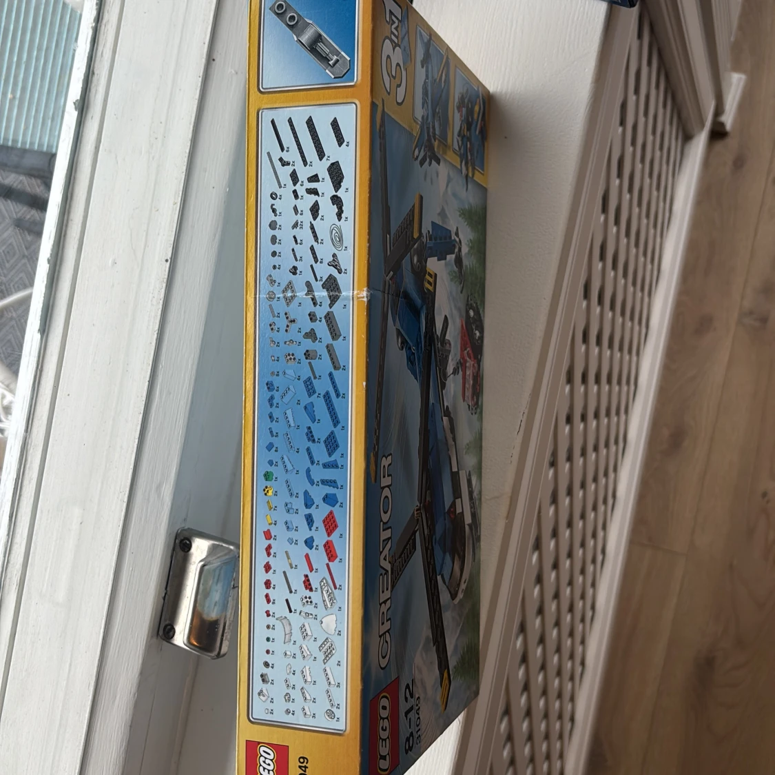 LEGO Creator 31049 & LEGO City 60192 - 4