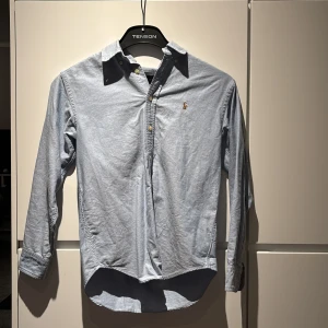 Ljusblå skjorta från Ralph Lauren -  ljusblå skjorta från Ralph Lauren 