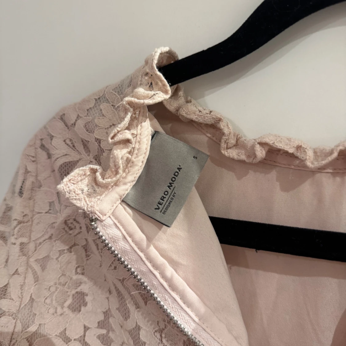 Ljusrosa spetsblus💗 - 2