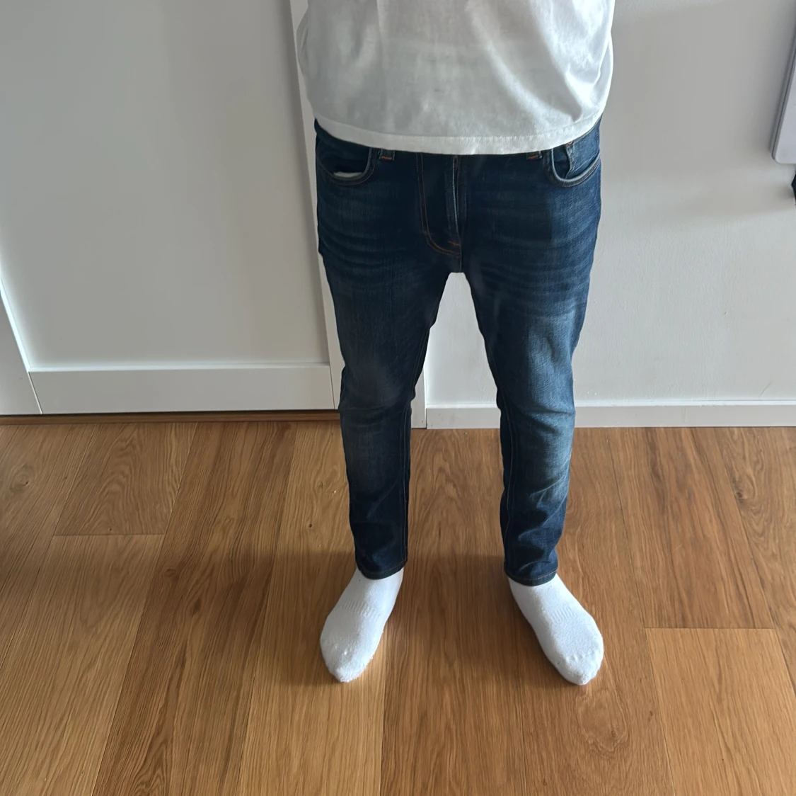 Mörkblå Nudie Jeans, slim fit 28/30 - 3