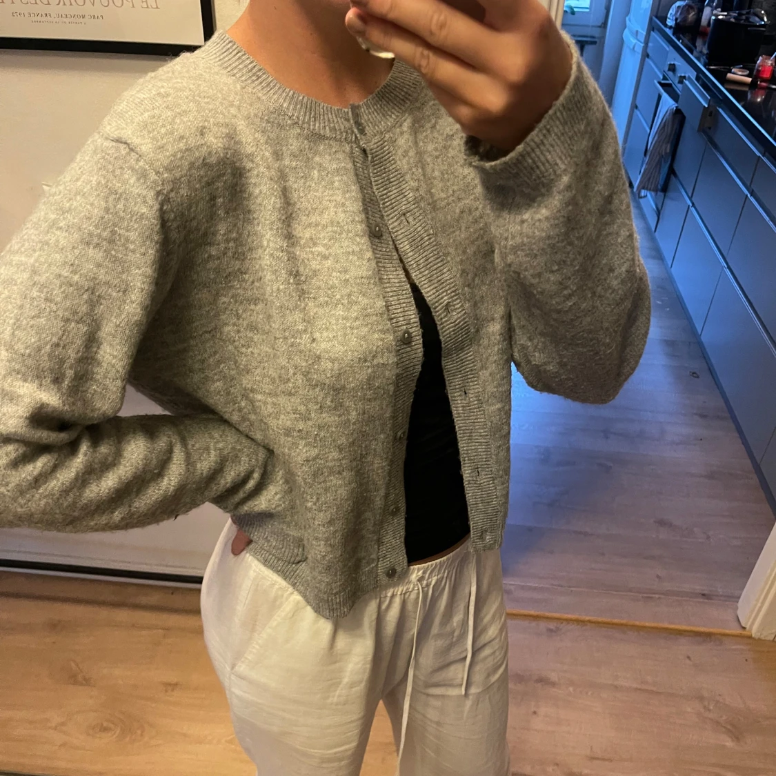 Grå kofta i mjuk ullmix - 1