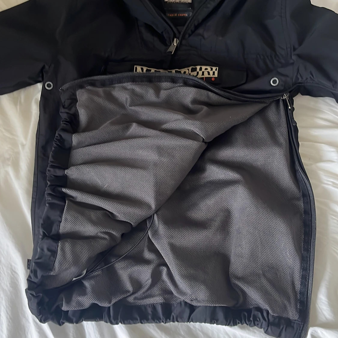 Svart vindjacka från Napapijri - 3