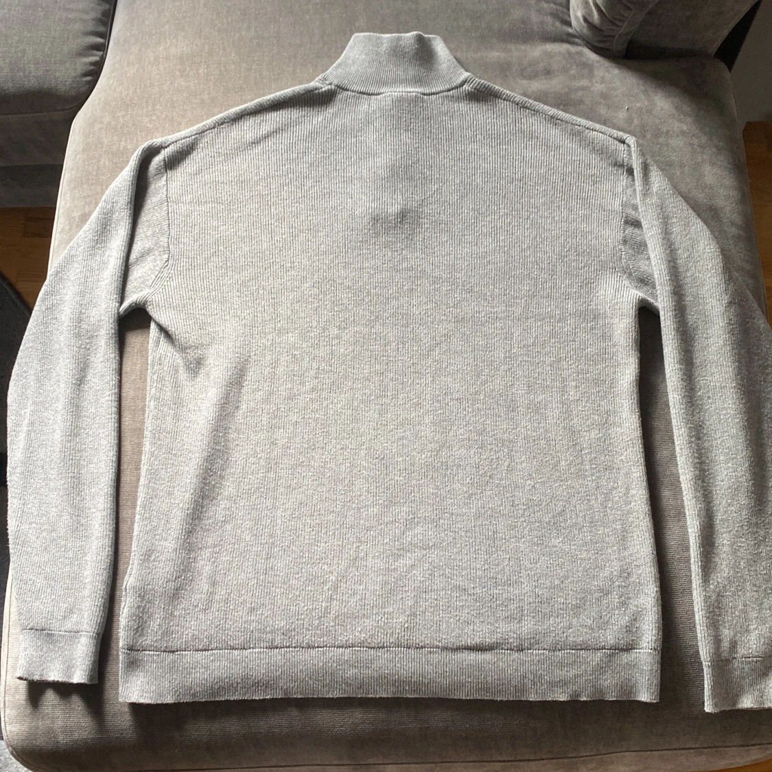 Grå half zip tröja från Lindex - 1