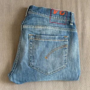 Dondup George Jeans  - Dondup Jeans | Storlek: 34 | Modell: George | Nypris: ca 3000kr | ActiveResell