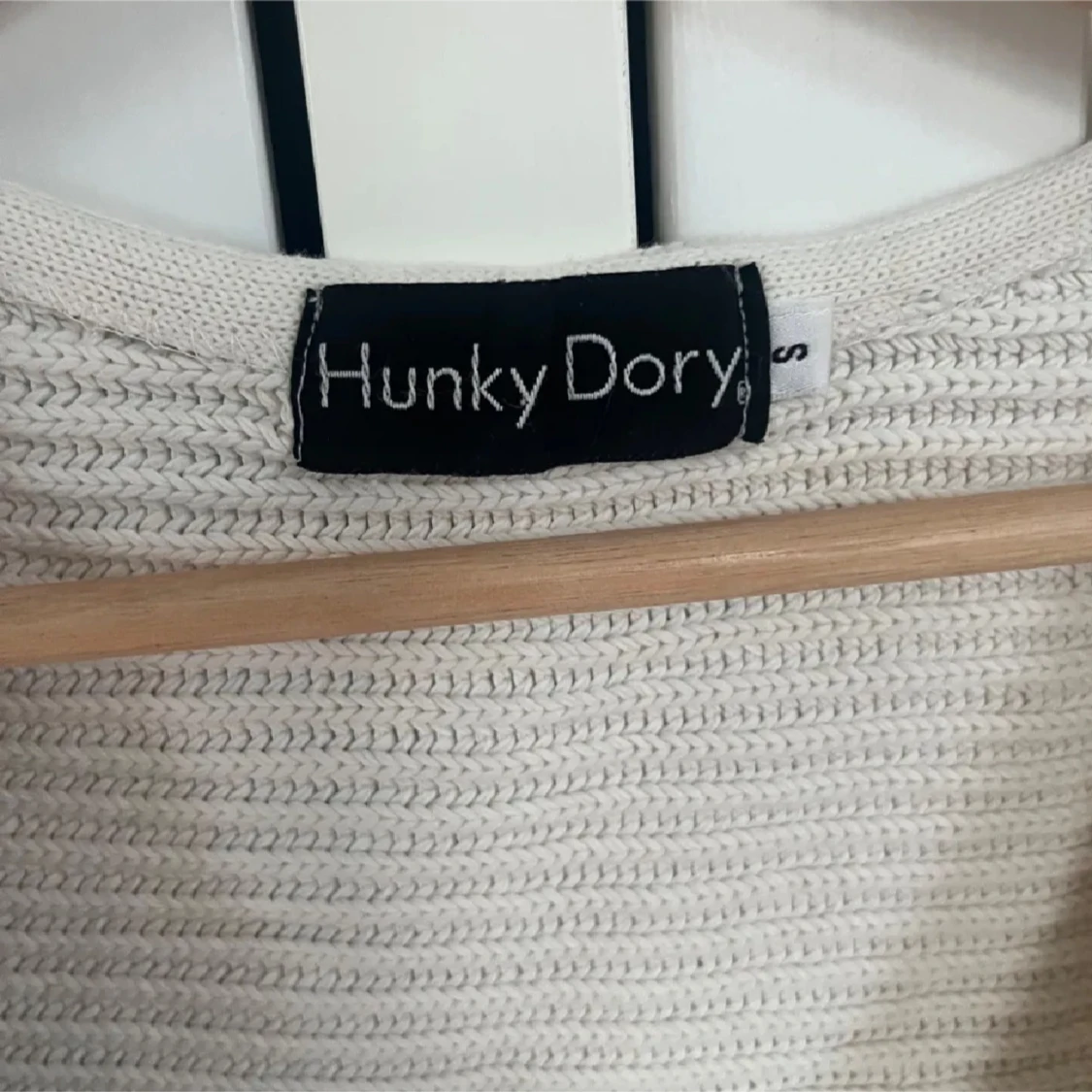 Vit stickad kofta från Hunky Dory - 2