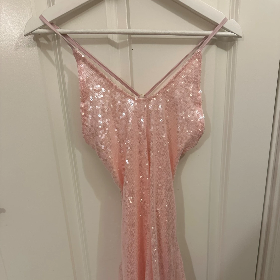 Rosa paljett klänning  - 1