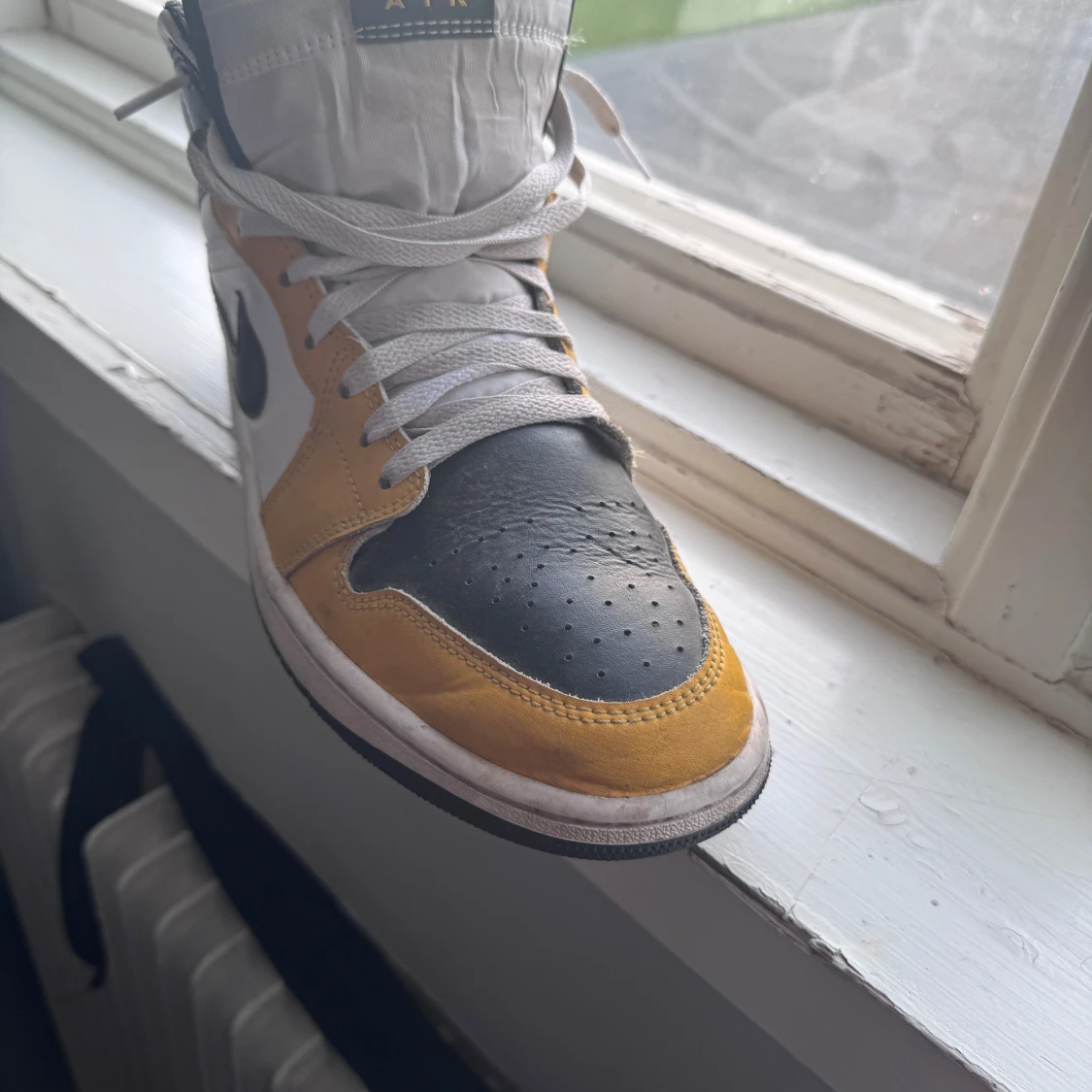 Nike Air Jordan 1 Mid Yellow Ochre - 2