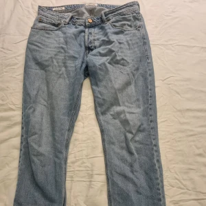 Jeans Jack & jones - Jeans Jack & jones. Skick enligt bilder. Fast pris 135 kr. W36 L 32