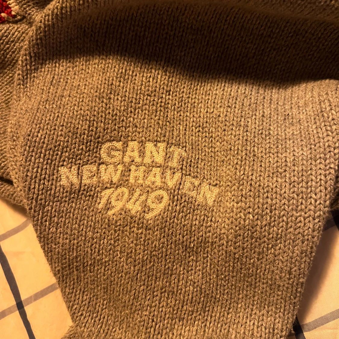 Grå stickad tröja GANT med USA-flagga - 2