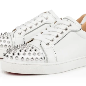 SÖKERR Christian Louboutin sneakers - SÖKERRR  i storlek 39/40 i vit Elelr rosa