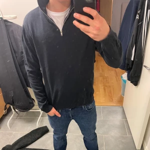 Jack and Jones half zip - Skick 9/10