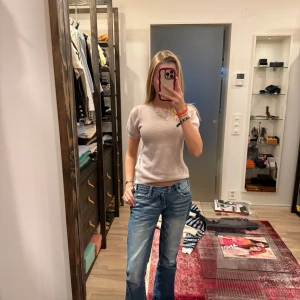 Lisa Yang tröja  - Säljer min fina Lisa Yang Kashmir tröja!💗💗