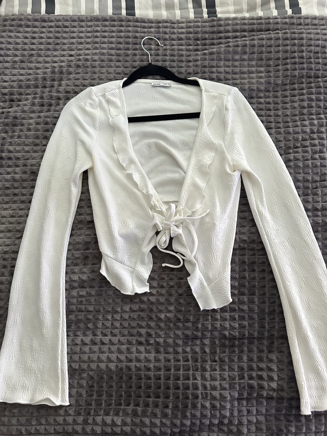 Vit långärmad topp