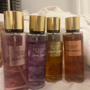 Victorias secret body mists - Alla köpta på deras hemsida. Alla värda 1024kr sammanlagt 
