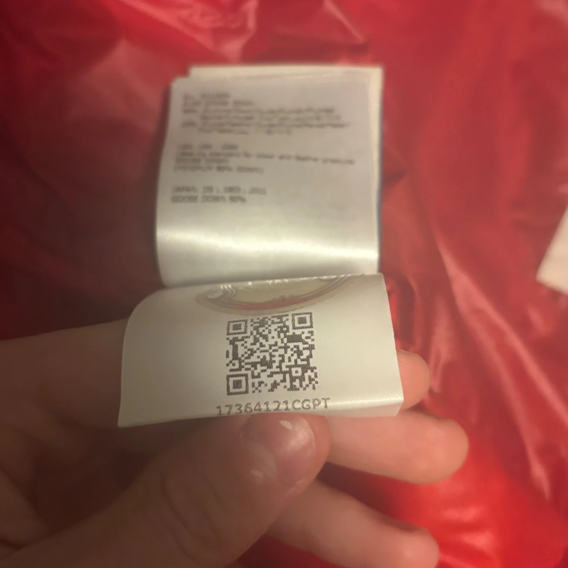 Röd gui väst från Moncler - 2