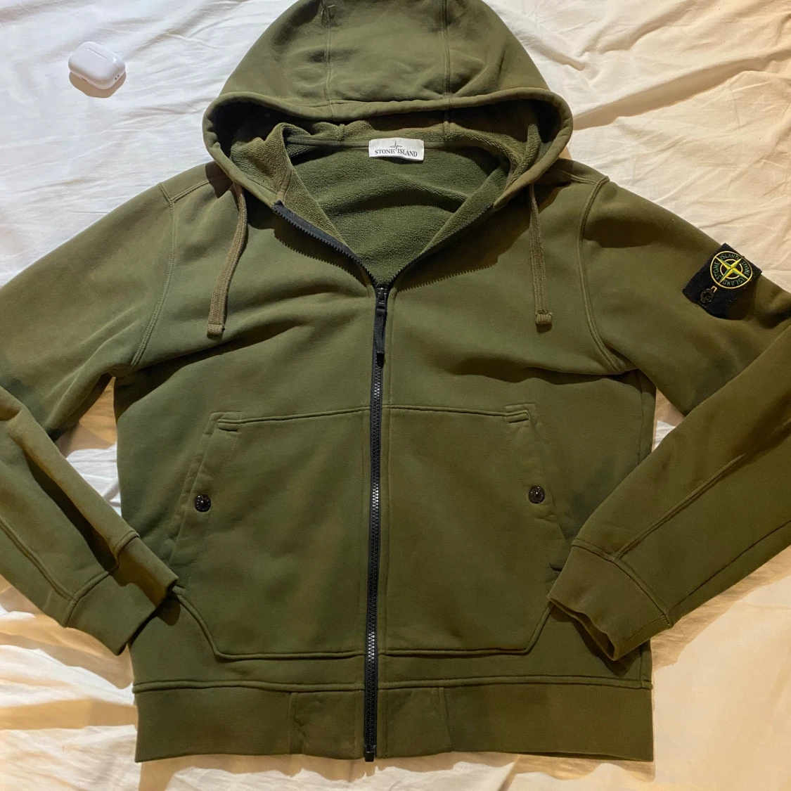 Grön hoodie från Stone Island