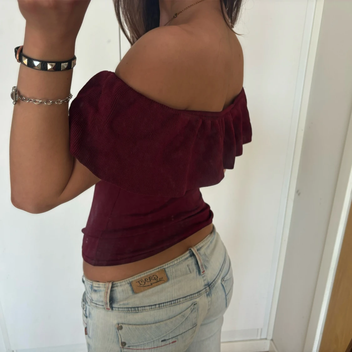 Offshoulder volangtopp vinröd - 1