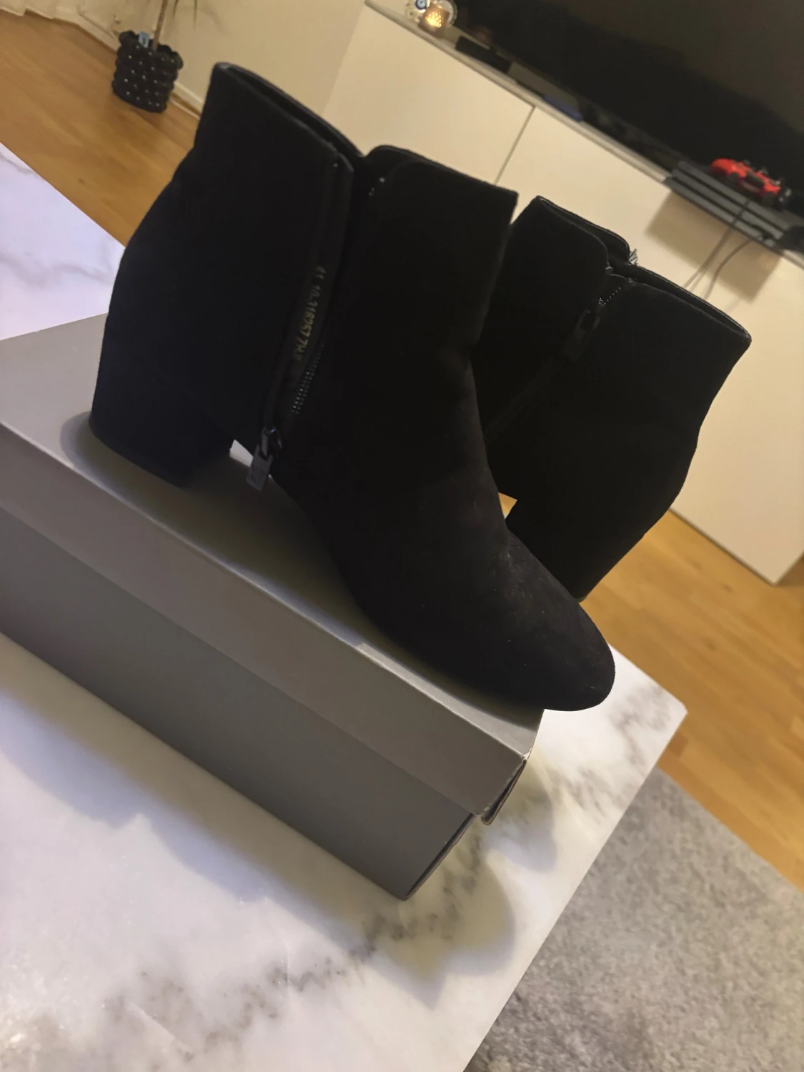 Svarta mocka boots från DIN SKO - 1