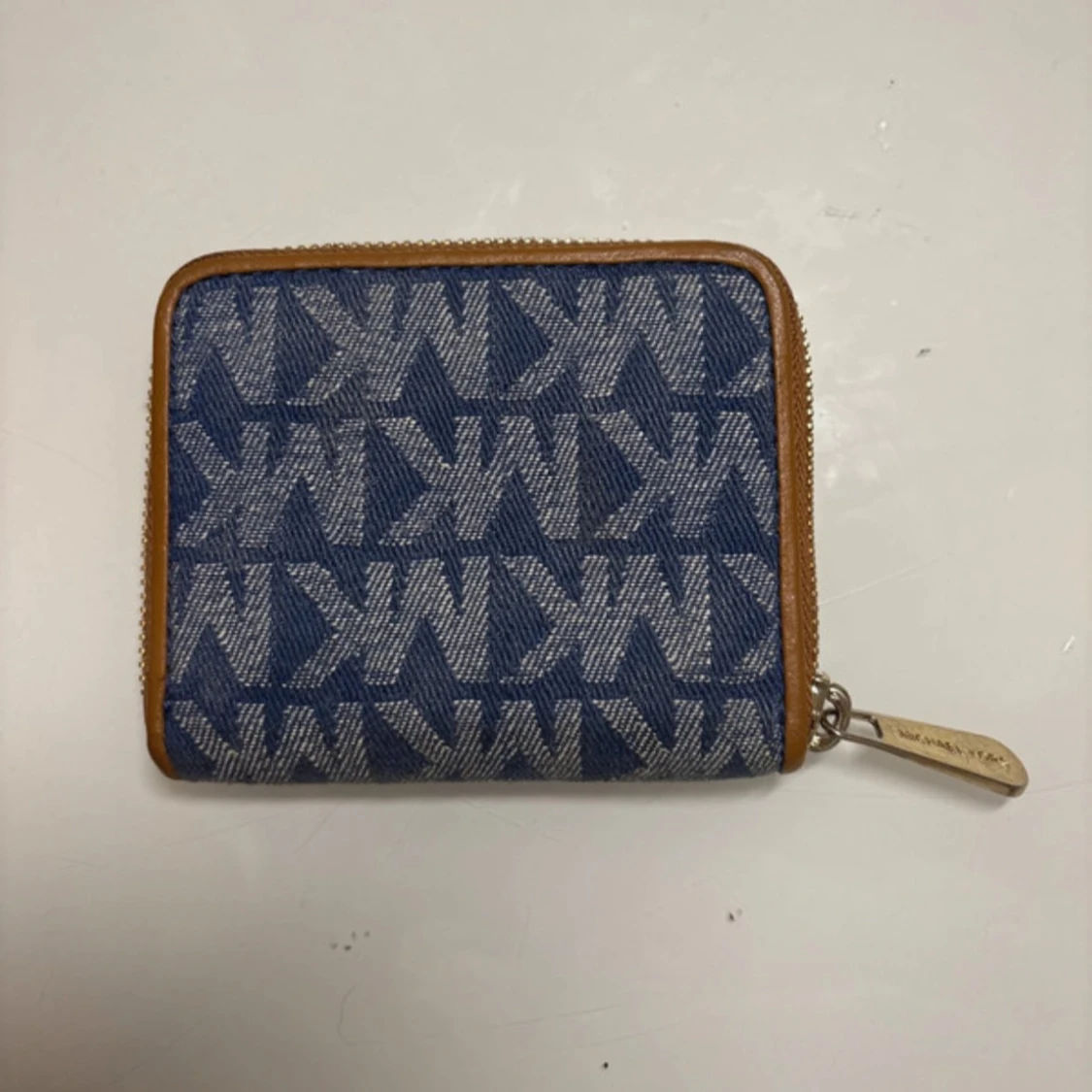 Blå MK plånbok med dragkedja - 1