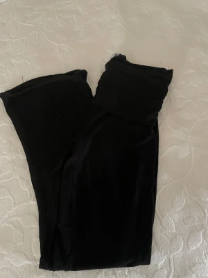 Svarta yoga pants - Helt nya yoga pants, alldrig använt 