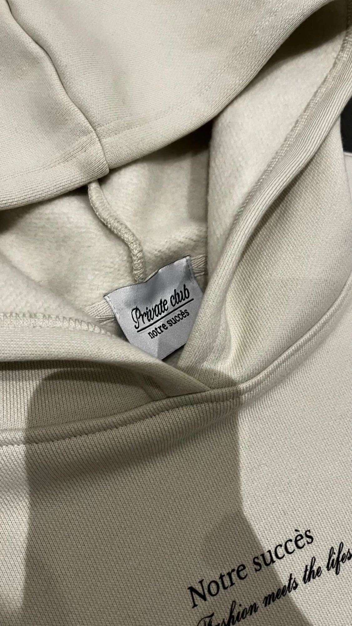 Notre Succès St.Moritz crémefärgad hoodie - 3