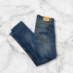 Nudie jeans  - Säljer nu mina riktigt fina nudie jeans, ett av mina första par nudie jeans!. Säljer dom nu då dom inte kommer till användning längre. Pris kan diskuteras😊