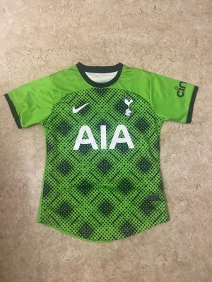 Helt ny Tottenham fotbollströja! - Helt ny Tottenham fotbollströja!