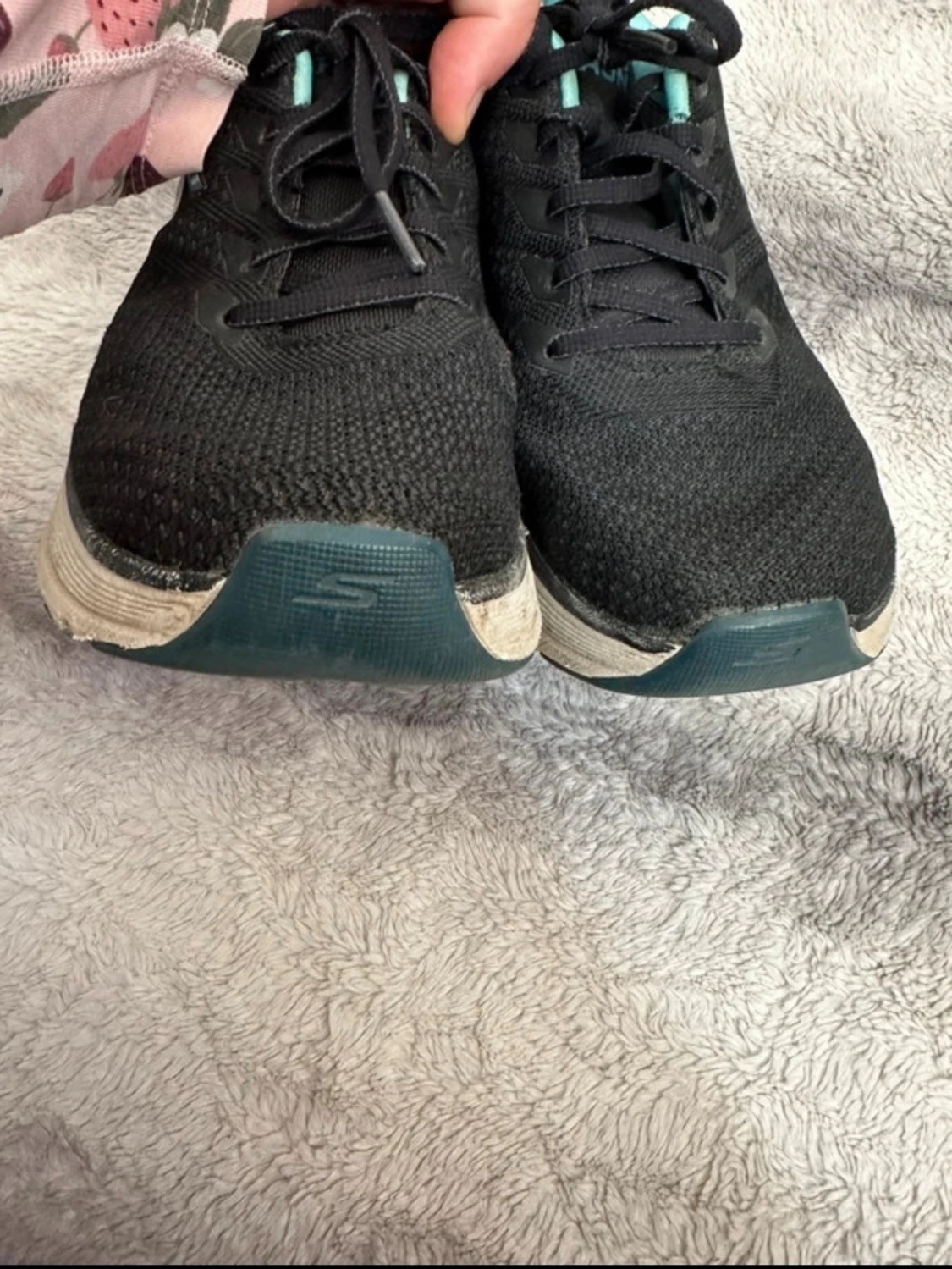 Svarta Skechers sneakers strl 39 - 1