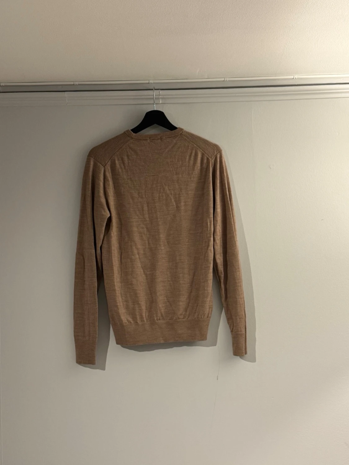 Beige merinoull tröja från Uniqlo - 1