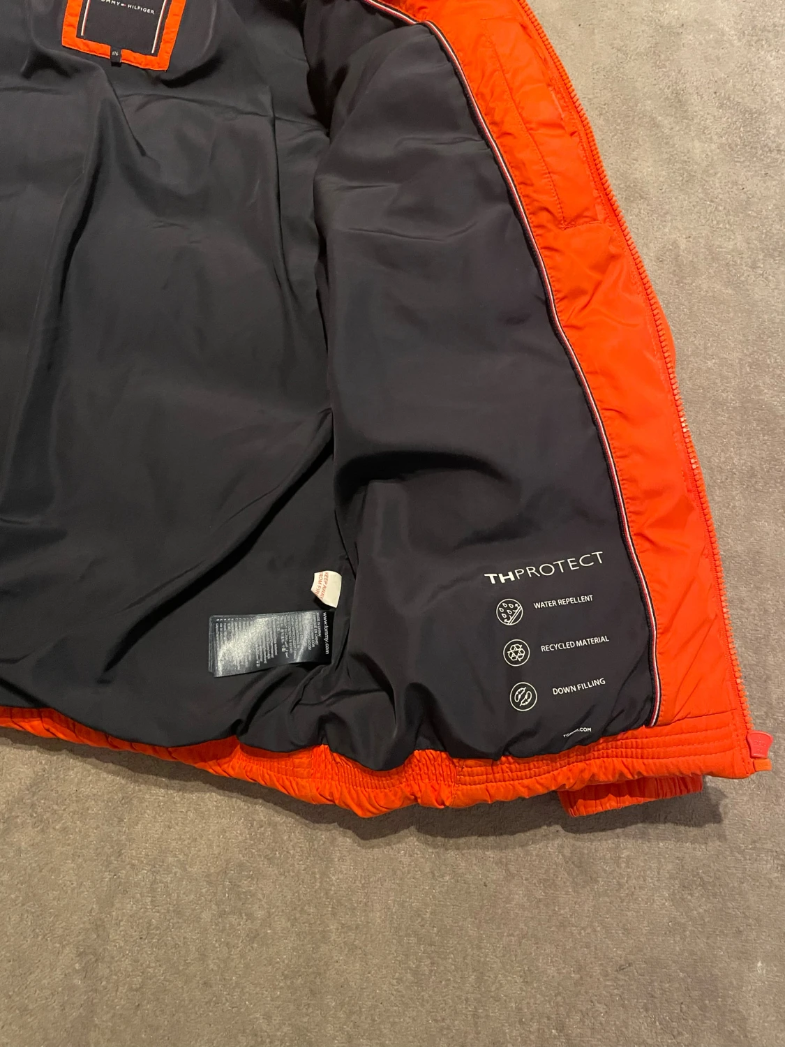 Pufferjacka från Tommy Hilfiger - 2