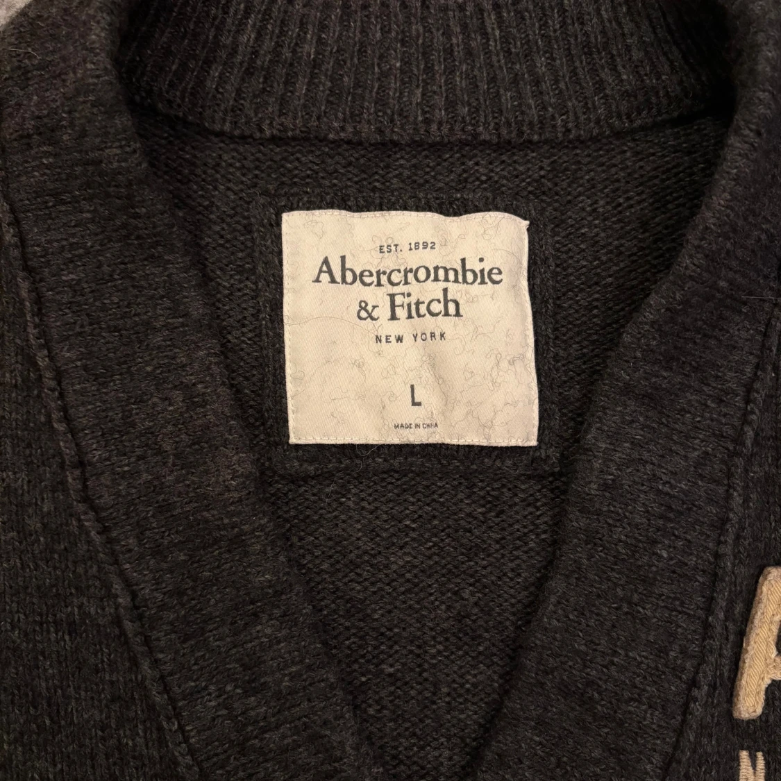 Abercrombie & Fitch Cardigan - 2