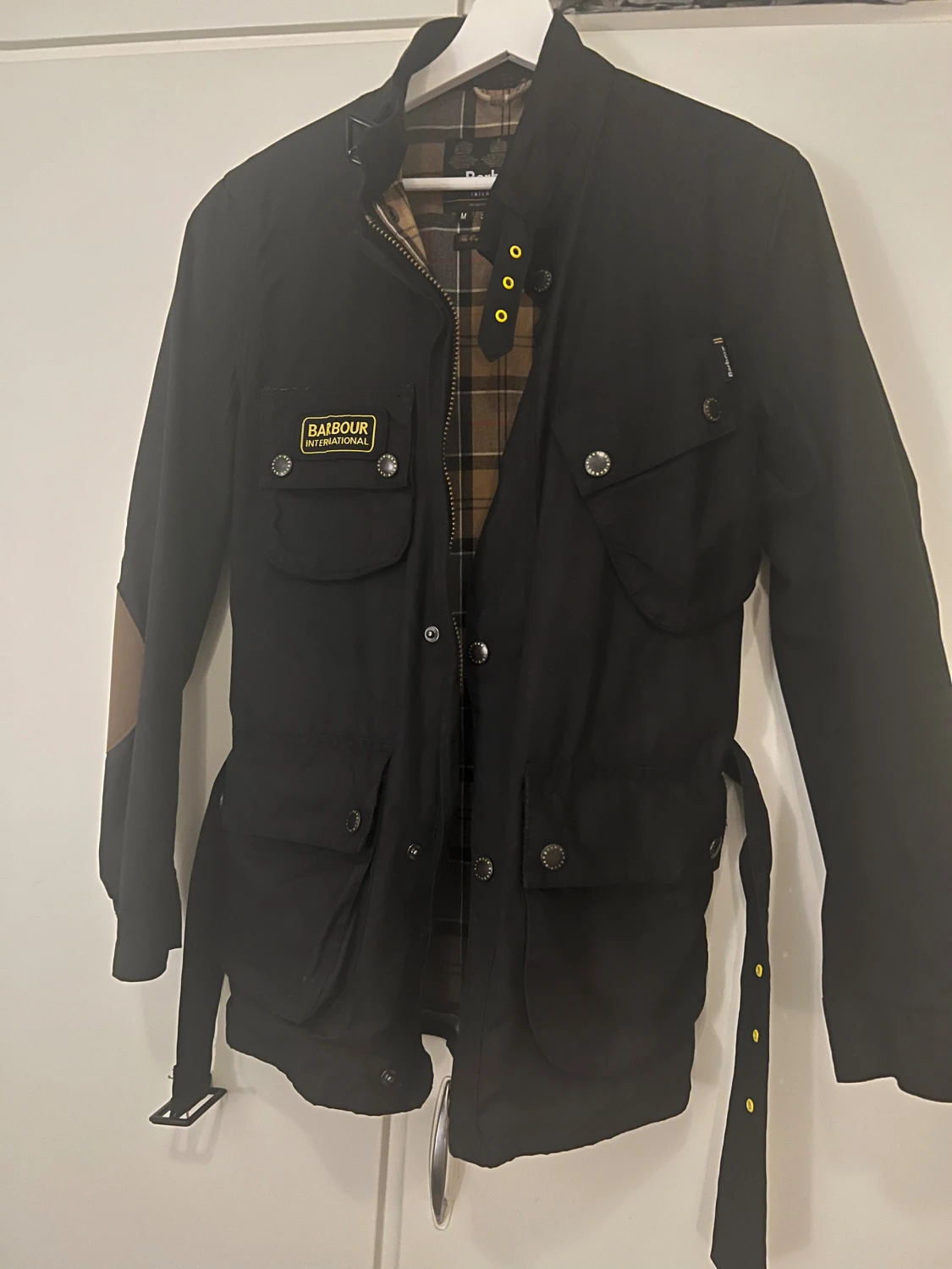 Svart Barbour International jacka M - 4