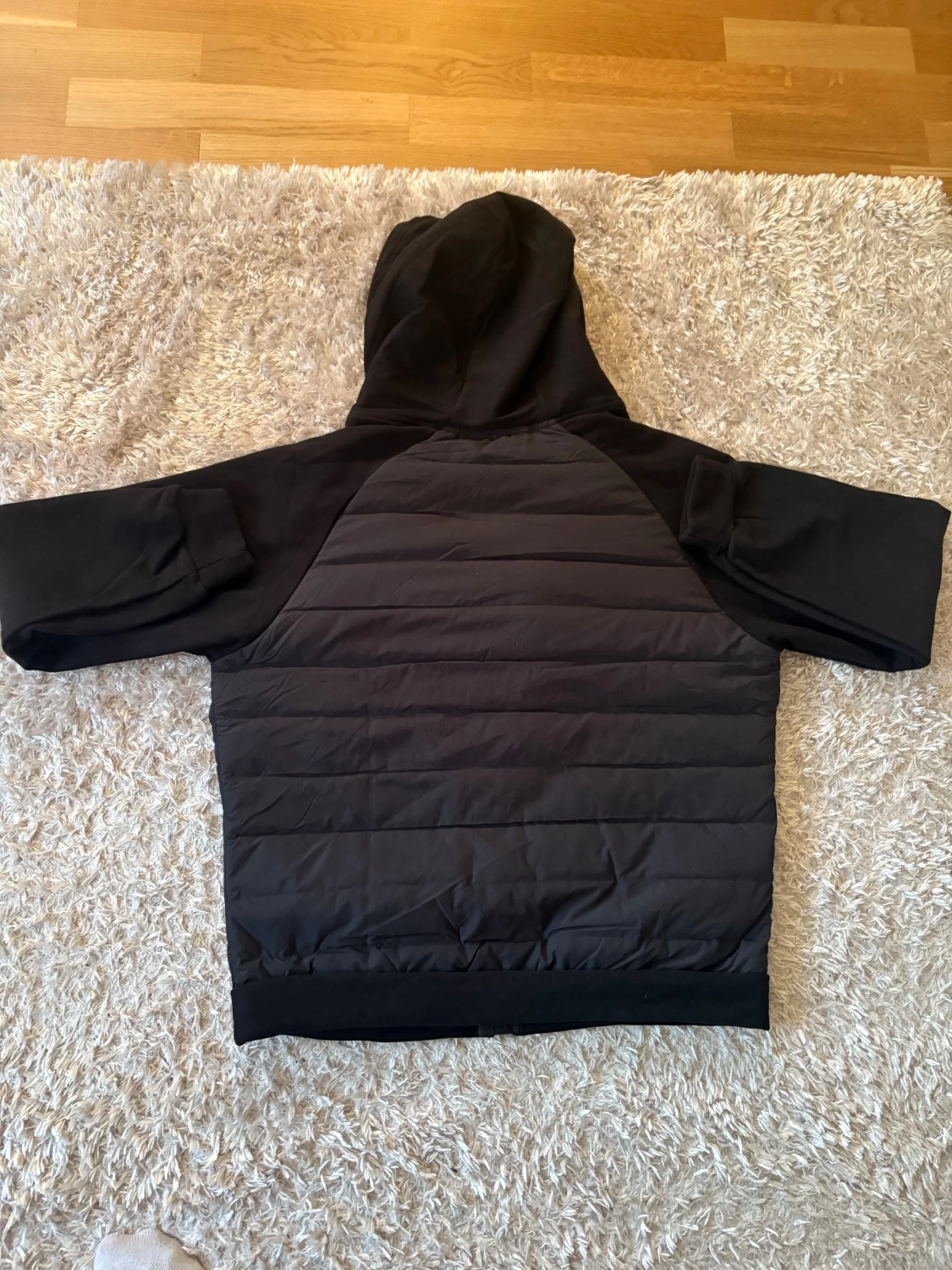 Lacoste svart hybrid jacka  - 2