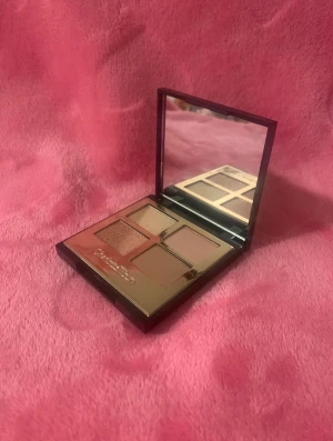 Charlotte Tilbury palette i Pillow Talk - Ny och oanvänd