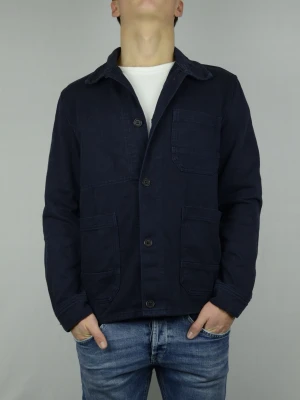 Arket heavy overshirt  - ARKET HEAVY OVERSHIRT  Storlek : 48  Passform : Passar s/m  Användning : Jackan är i ett fint skick utan defekter  Nypris : Cirka 2000SEK  Modellen på bilen är 182CM och väger 75KG