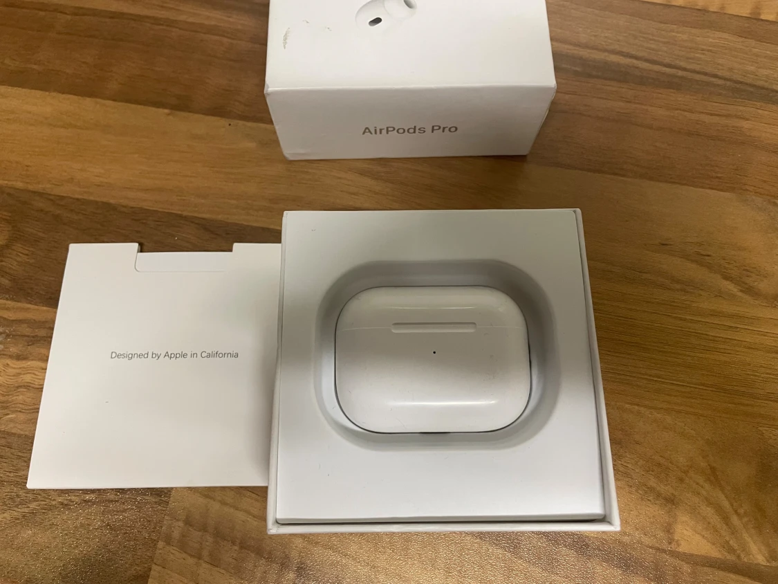AirPods Pro - 1