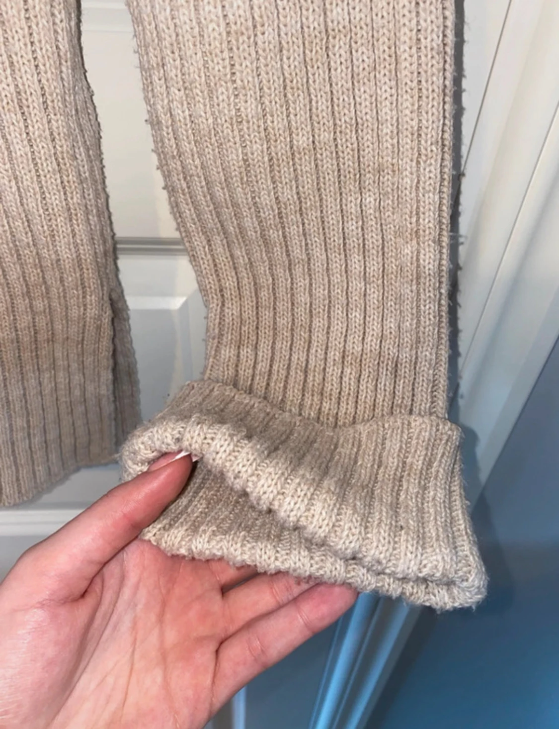 Stickad tröja med polokrage - 2