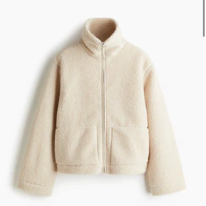 BYTA! - Kontakta mig om ni har denna jackan i grön, s/xs 